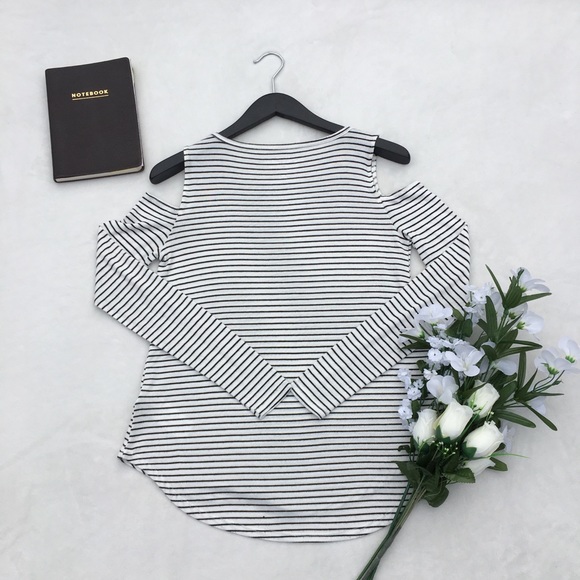 Hollister Black & White Striped Cold Shoulder - Picture 2 of 7